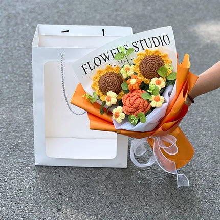 A Sweet Little Gesture｜Medium Handmade Crochet Bouquet